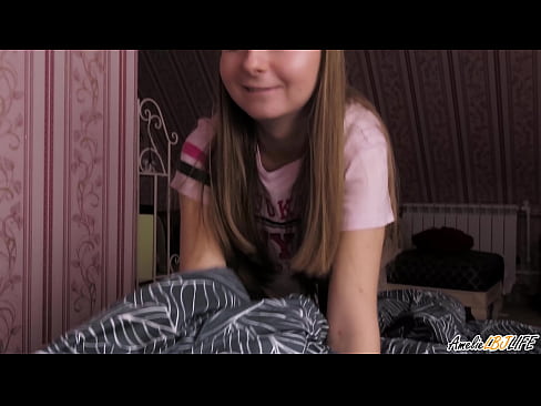 ❤️ Blondie imeb oma BFF-i sügavalt ja saab sperma suhu ❤ Kõva porno at et.sexarxiv.ru ❌️❤